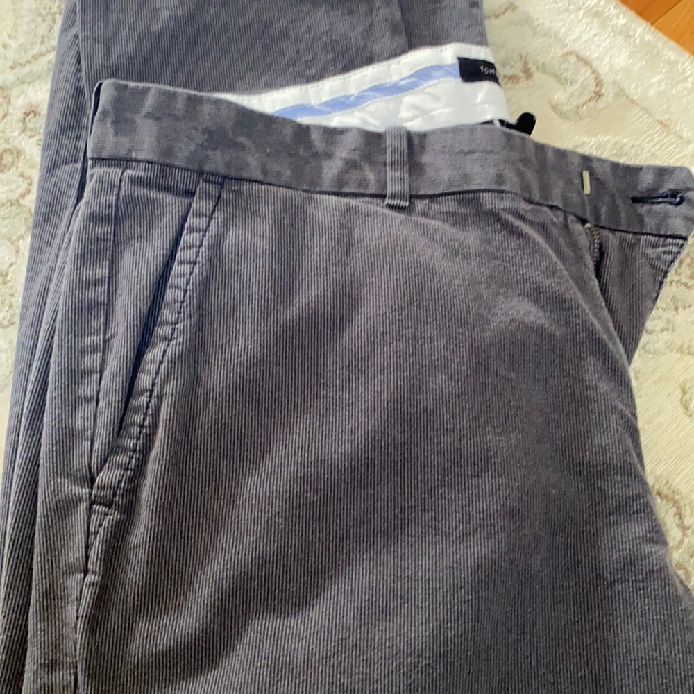 Men’s Tommy Hilfiger corduroy pants- Color: gray Size 36x32